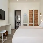 Oasis Hotel Páros