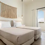 Oasis 3* Páros