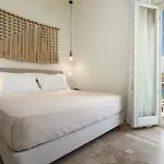 Hotel Oasis