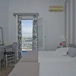 Hotel Oasis 3*