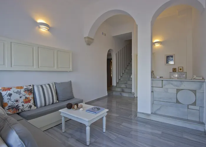 Oasis מלון פארוס