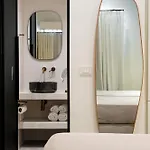 Oasis Hotell
