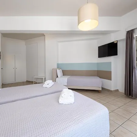 Oasis Hotell 3*