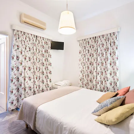 Oasis מלון 3*