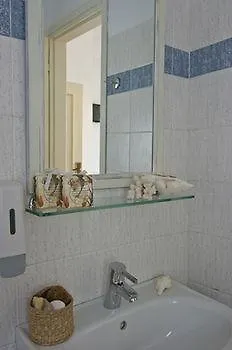 Oasis Hotel 3*