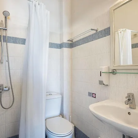 Hotel Oasis 3*